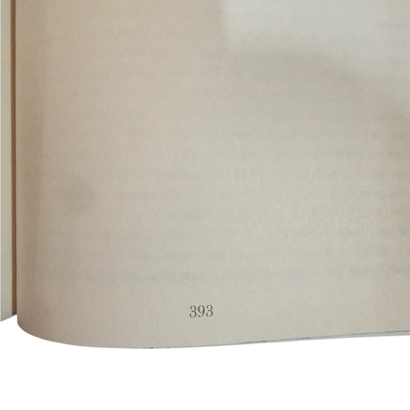 The Last Letter Hardcover Book by Rebecca Yarros NWOT Autographed & Signed - Picture 5 of 10